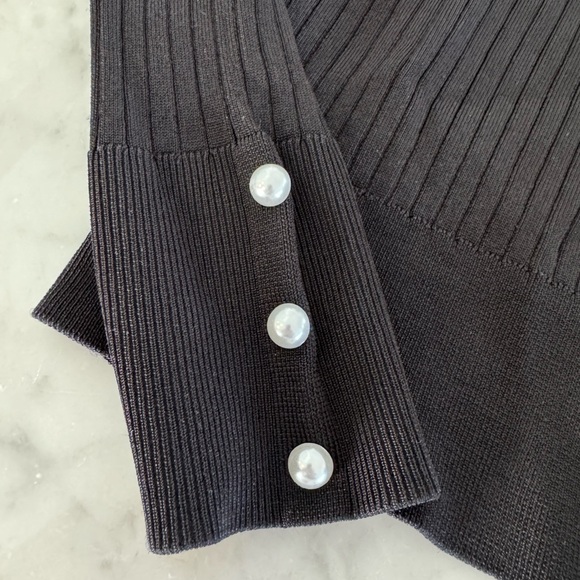 Puffed Sleeve Cardigan - Picture 3 of 3